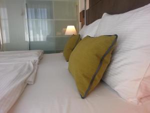 Executive Double or Twin Room room in Pure White