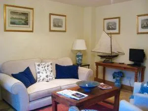 Oundle Bespoke Apartments - Titchmarsh