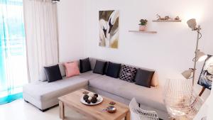 Neraidas home on the sea