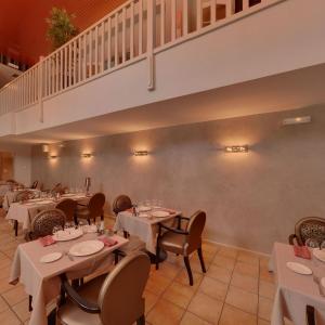 Hotels Le Domaine des Oliviers : photos des chambres