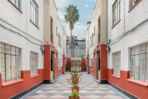 Hip,Colorful studio with Patio in Roma Norte