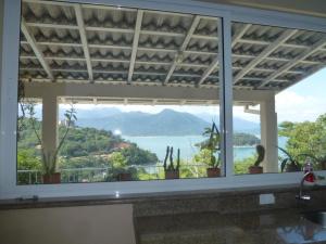 Linda Casa, Vista Mar- PRAIA DO PULSO- UBATUBA