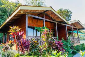 Albergue Heliconias Lodge, Bijagua