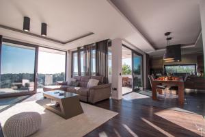 Villa Sunrise Premantura Sea View