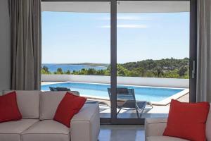 Villa Sunrise Premantura Sea View 