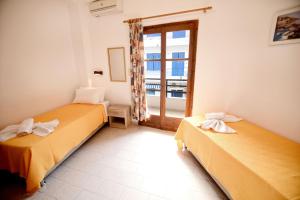 To Gefyraki Rooms Ikaria Greece