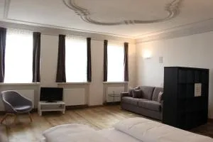 The Court House - 布列瑟农