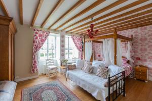 The Old Farm of Amfreville Chambre d Hotes & Table d Hotes