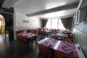 Hotels Auberge du Herisson : photos des chambres