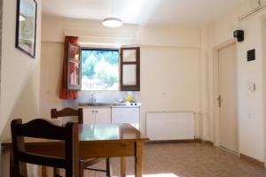 Apartment with Garden View