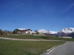 Agriturismo Plan d'Avie - 圣皮埃尔堡