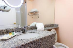 Crystal Star Inn Edmonton Airport with free shuttle to and from Airport