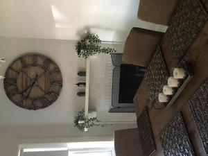 Two Cow Cottage Bed & Breakfast