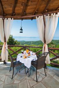 Iliovolo Guesthouse Pelion Greece