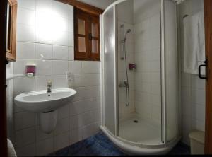 Standard Double Room room in Linos Inn