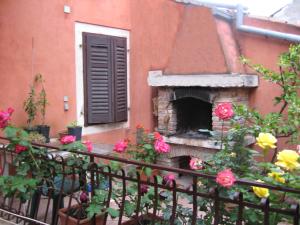 Apartment below the stars