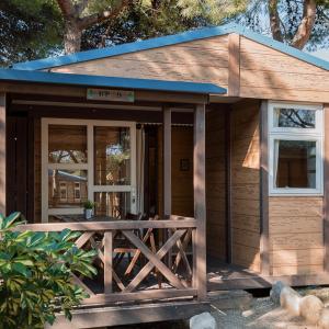 Bungalow room in Camping El Garrofer
