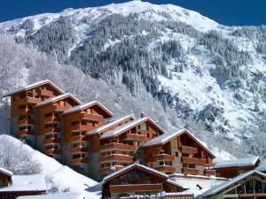 Apartment with balcony in Champagny-en-Vanoise