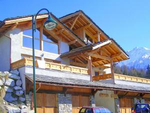 Modern Chalet in Peisey-Nancroix with Balcony