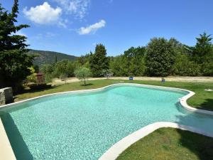 Villas Private infinity pool, beautiful view of Mont Ventoux, a dream spot! : photos des chambres