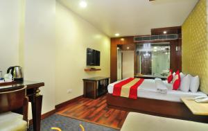 Hotel Aura Near New Delhi Railway Station