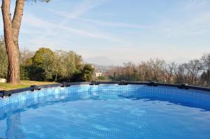 Villa Mira - pool - view - aircon