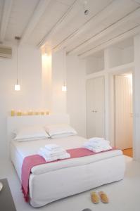 Kapetan Tasos Suites Milos Greece