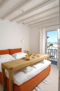 Kapetan Tasos Suites Milos Greece