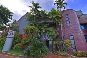 Don Antonio Hotel - 皮雷诺波利斯