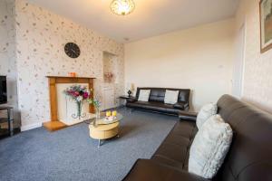 PREMIER - Garfield House