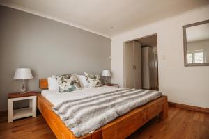 Voir la Mer - Grotto Bay