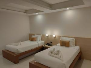 Serene Valley Hotel