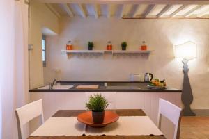 Casa Arancio - Fattoria la Speranza, Case Toscane