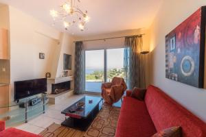 Apostolos Private Resindence