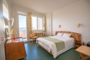 Hotels Hotel Le Trident Thyrse : photos des chambres