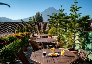 Hotel La Catedral - Отели, Антигуа-Гуатемала