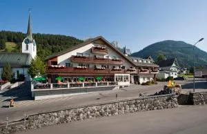 圣内酒店 - 瓦伦施塔特