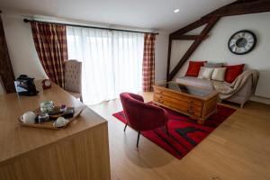 B&B / Chambres d'hotes Chateau Tour Saint-Fort Chambre d'hotes : photos des chambres