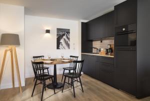 Appart'hotels La Residence de L'Ours : Appartement Familial 