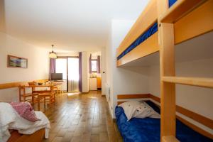 Complexes hoteliers Residence Routes du Monde ATC Bagneres de Bigorre : photos des chambres