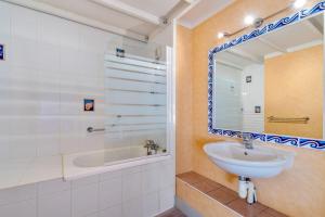 Appart'hotels Residence Saint Goustan - maeva Home : photos des chambres