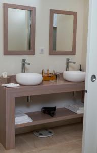 B&B / Chambres d'hotes Chateau Tour Saint-Fort Chambre d'hotes : Chambre Double avec Salle de Bains Privative