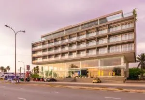 Blue Beach Galle - Unawatuna