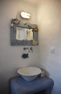 Otzias green cottage Kea Greece