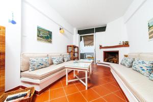 F & B Summer Collection - Kassandra - Mola Kaliva