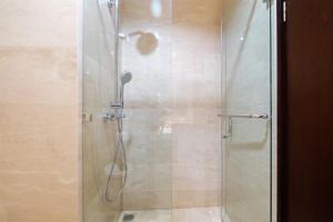 Comfortable Studio at Menteng Park Apartment By Travelio