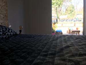 Maisons d'hotes Allegria Nimes : Chambre Double avec Salle de Bains Privative