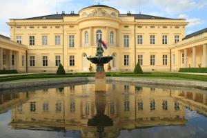 Hotel K&aacute;rolyi Kast&eacute;ly Hotel & Restaurant Feh&eacute;rv&aacute;rcsurg&oacute; Hungary