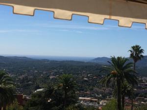 Appartements Residence de Croisset Vue panoramique Cote d Azur : photos des chambres