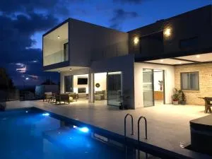 Golden Shore - Pafos